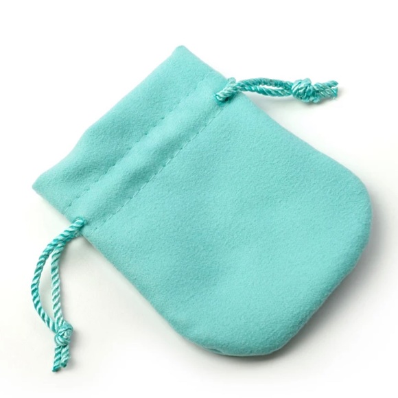 ✨Dainty Emerald Ring✨18K Rose Gold Plated✨ - Picture 4 of 5